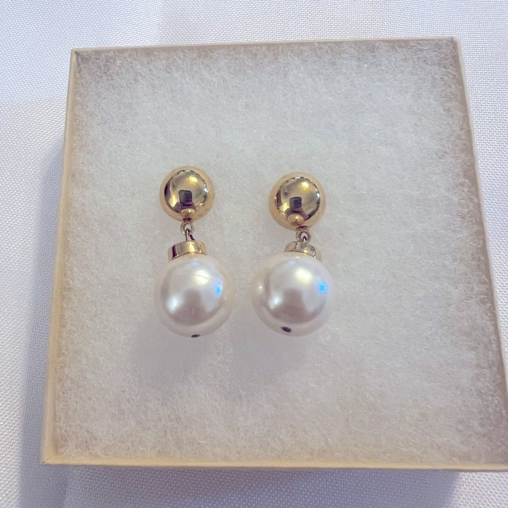 Vintage Gold Tone and Faux Pearl Dangle Earrings